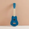 Kids Concept Gitaar Blauw 1 Kids Concept Gitaar Blauw -Speelgoedverkoop KidsConceptgitaarblauw1000521b